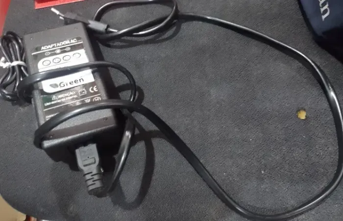 Fonte para Notebook 12v 5A Bivolt - Modelo 044-1205 ( AC 110-240V - 50/60HZ