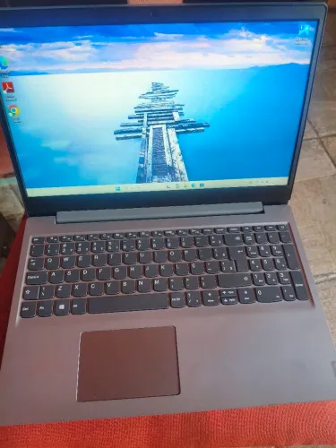 Notebook Lenovo Core i5 8° Geração/ SSD 256GB/ 8GB