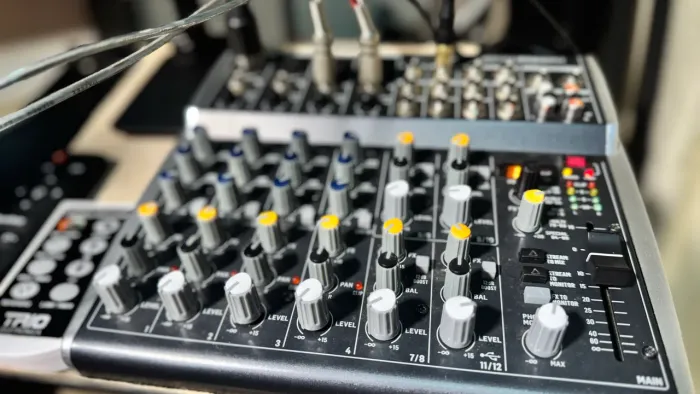 Mesa Behringer 1202SFX MODELO NOVO