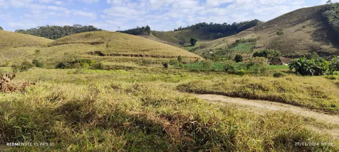 Sítio  em Bom Jardim da roça - Duas Barras rj