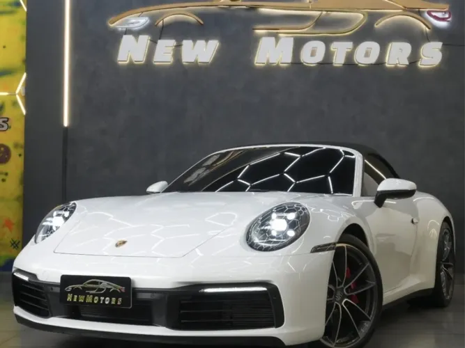 Porsche 911 Carrera 3.0 24V H6 PDK 2024