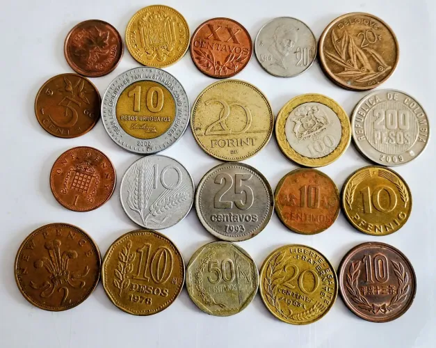 20 moedas do mundo 