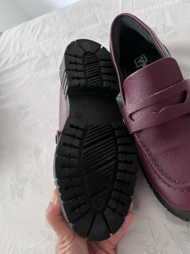 Mocassim couro legítimo bordo 35