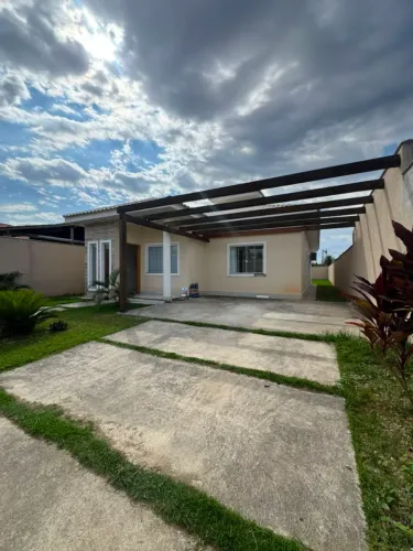 Alugo excelente casa 3 quartos