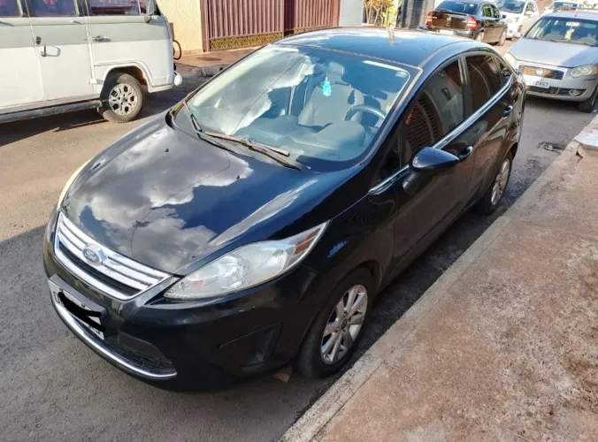 Ford Fiesta Sedan SE 1.6 16V Flex 4P 2011