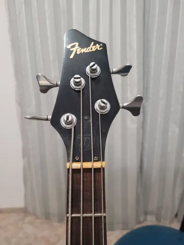 Baixo Fender Diamond (Mexico)