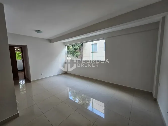APARTAMENTO PARA LOCAÇÃO COM 03 QUARTOS E 02 VAGAS NO SANTO ANTONIO