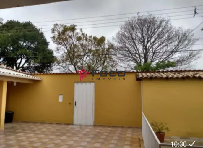 Excelente sobrado / Engenheiro Neiva / 02 dormitórios / 02 piscinas / Área gourmet / 250m²