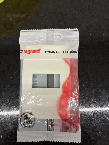 PLACA 4X2 1 MÓDULO PIAL PLUS CLÁSSICO 