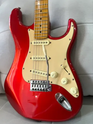 Guitarra TAGIMA TG530 (Regulada/ Cordas Novas)