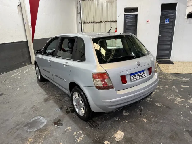 Fiat Stilo Duologic 1.8 Attractive Flex 8V 5P 2010