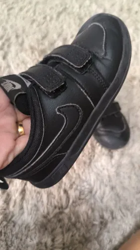 Tênis Nike pico 5