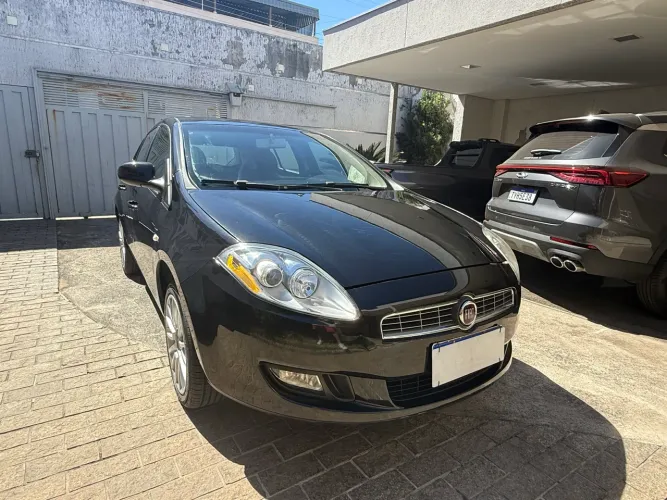 Fiat Bravo Essence 1.8 Flex 16V 5P 2011