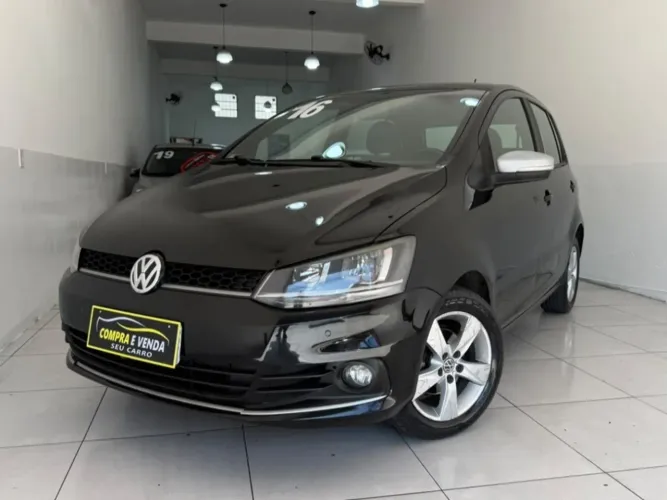 Volkswagen Fox Rock IN RIO 1.6 MI Total Flex 8V 5P 2016