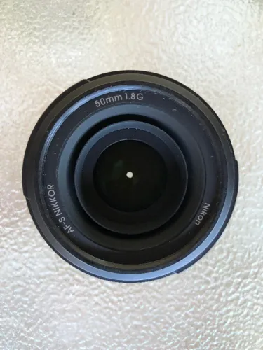 Lente Nikon 50mm Nikkor F/1.8D AF Prime para câmeras DSLR