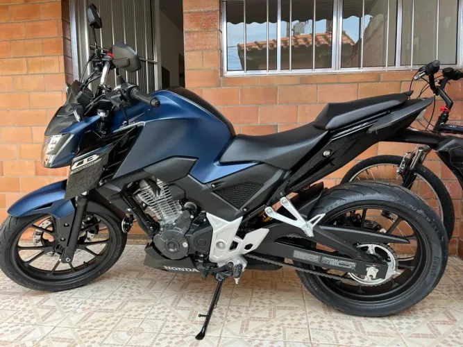 Moto Honda Semi Nova