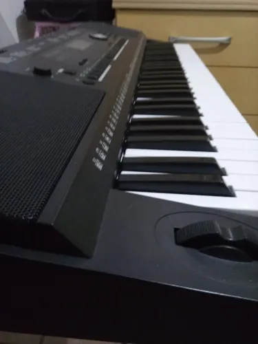 Teclado Roland Ex20A bem conservado