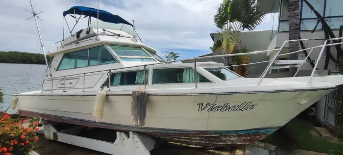 Lancha Carbrasmar 32.2 Versão Pesca 