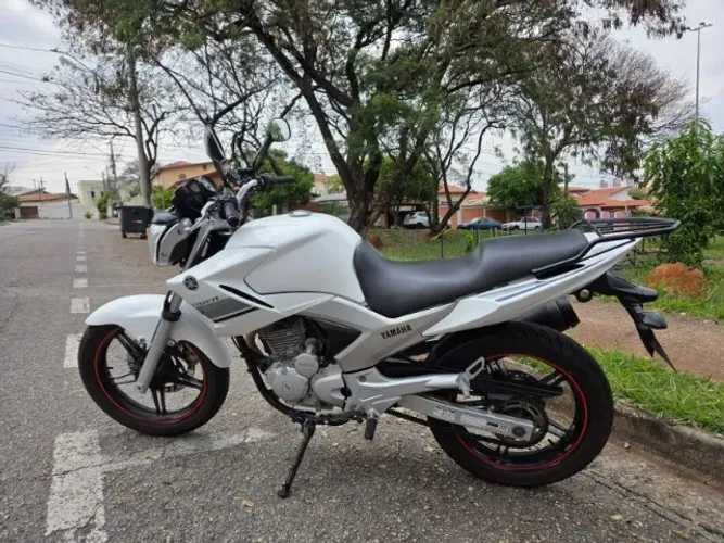 Yamaha Fazer YS 250 (2014) - Branca