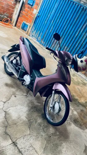 Vendo biz Honda 125Es