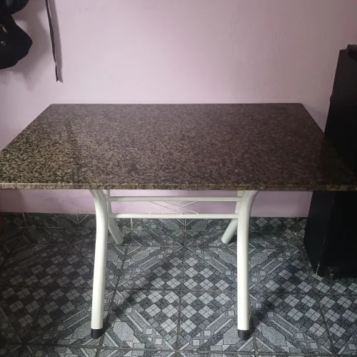 Vende-se está sala de jantar 
