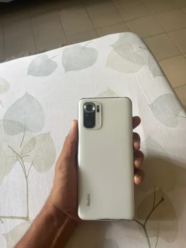 Celular usado redmi note 10s 128gb, acompanha carregador original mais caixa