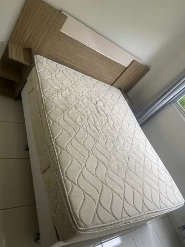 Conjunto Cabeceira, base e colchão