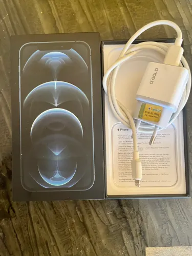 iPhone 13 - Semi Novo