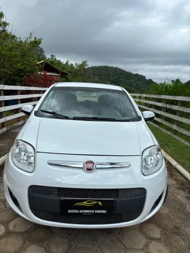 Fiat Palio Essence 1.6 Flex 16V 5P 2013