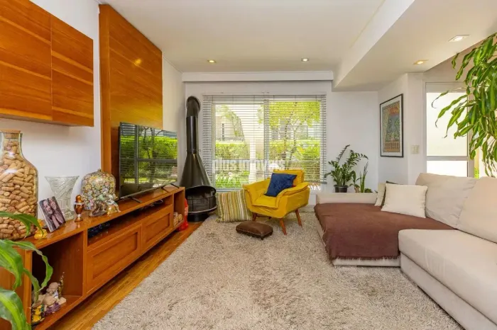 Casa no condomínio Town House para venda com 3 quartos, sendo 1 suíte, 107m²