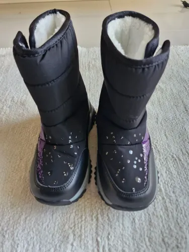 Bota impermeável quentinha