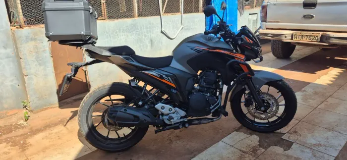 Fazer FZ25 ABS Connected