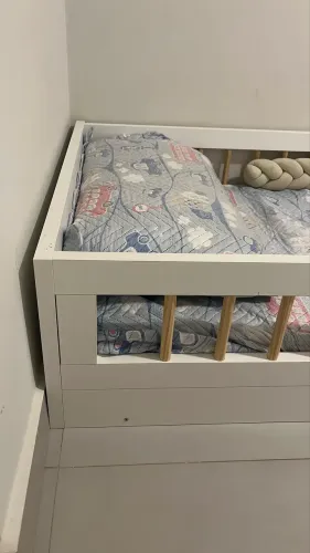 Cama montessoriana infantil + colchão Gazin