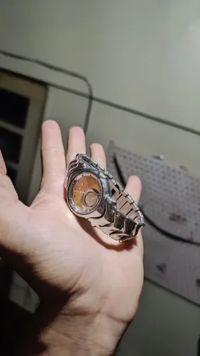 Relógio Oakley jury 1.0 polished gold
