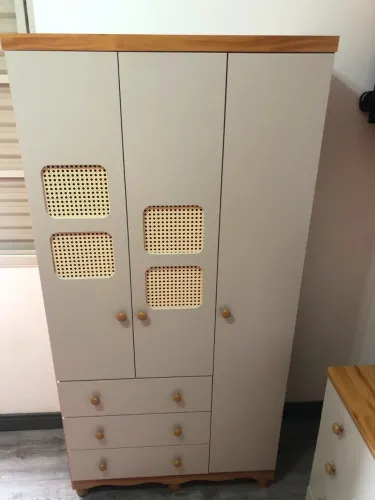 CONJUNTO GUARDA-ROUPA + CÔMODA BEBÊ NOVOS JUNDIAÍ