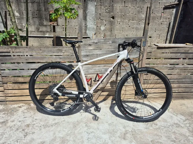 Bike Tsw Jump, pouco usada Também L(19)