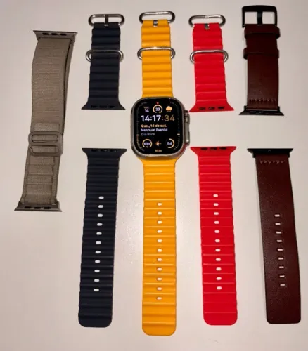 Apple Watch Ultra 2 49mm com 5 Pulseiras