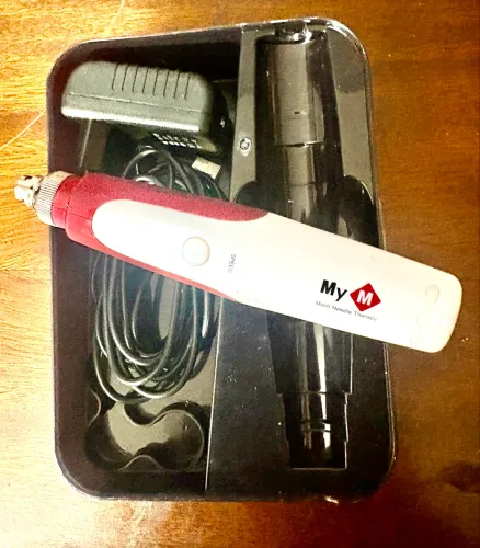 Dermapen MyM Ultima N2-C Original com Fonte e Manual