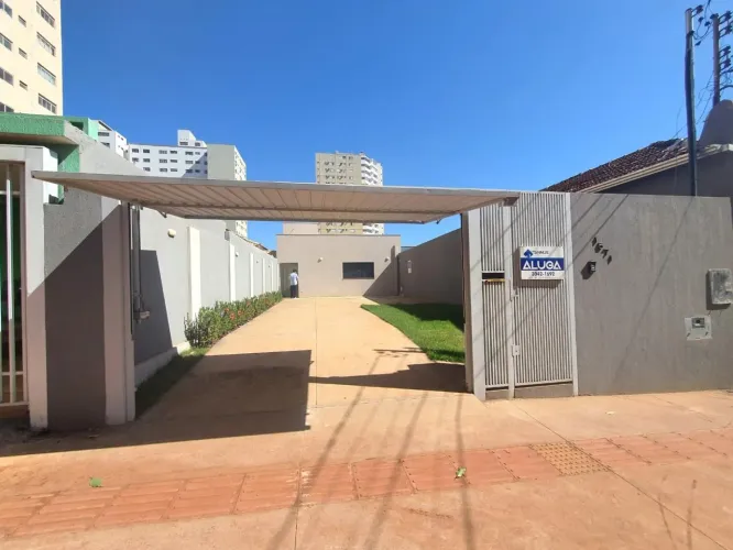 COMERCIAL - TÉRREO- CENTRAL - COM ESTACIONAMENTO