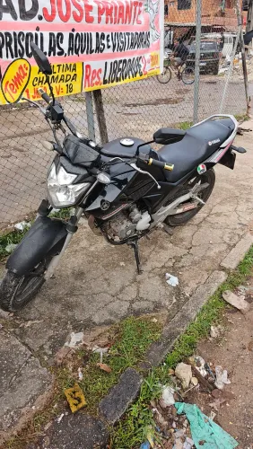 Fazer 250 top