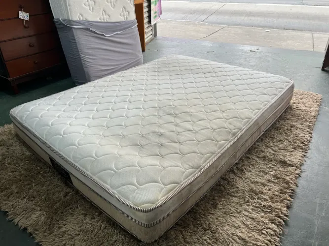 Colchão de Casal com Molas Ensacadas KingStar