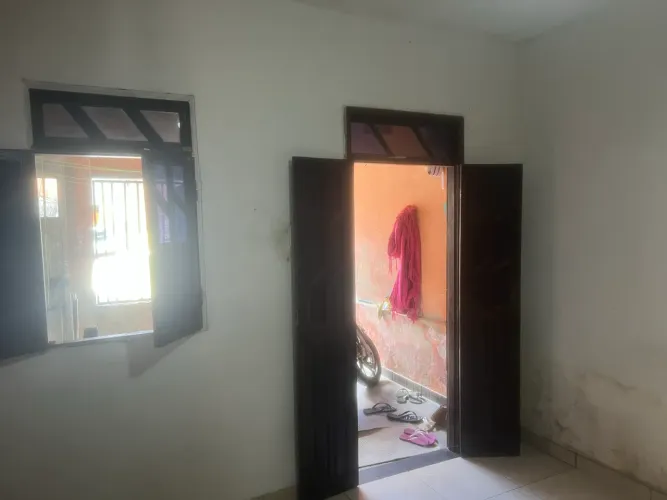 Vendo essa porta em uma janela