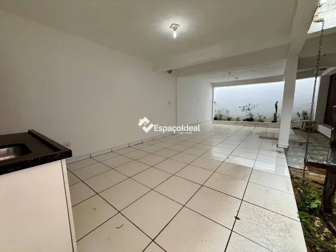 Casa com 2 dormitórios à venda, 180 m² por R$ 298.000 - Jardim das Flores - Sorocaba/SP