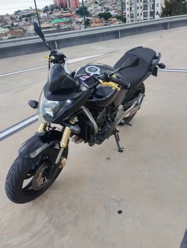 Moto Hornet 2009