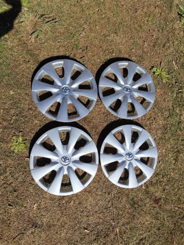 Calotas originais Toyota Corolla aro 15