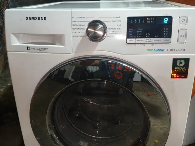 Lave e seca 11 kg Samsung