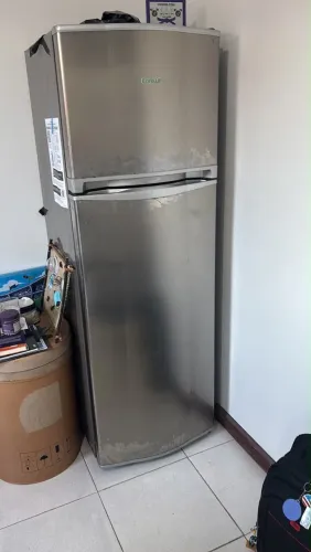 Geladeira Consul 263 litros inox