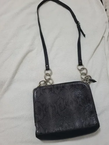 Linda bolsa de couro