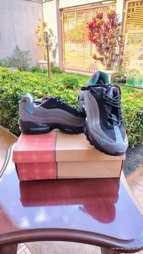 Tênis Nike Air Max 95 corteiz tamanho 40