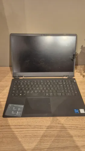 Dell Inspiron 15 3511